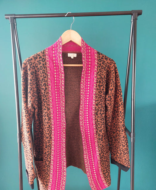 Animal Print borde fucsia y dorado