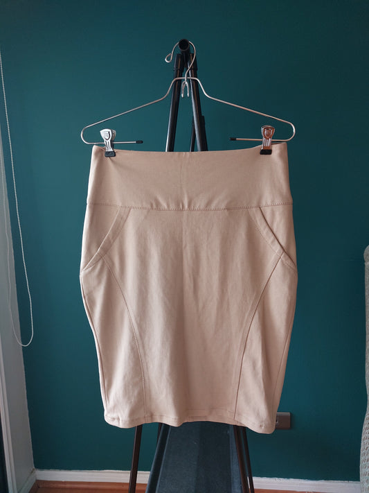 Falda maxi beige